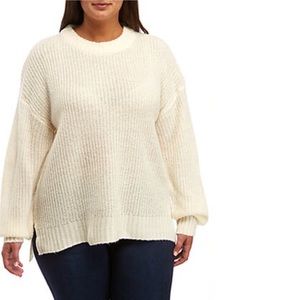 TRUE CRAFT Plus Step Hem Crew Neck Sweater | Ivory